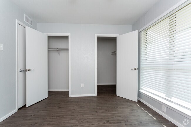 Texas Apartments photo 2