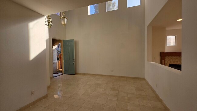 5518 Manderston Drive, San Jose, CA 95138 photo 4