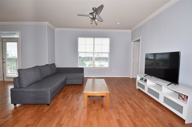 1711 Old Spanish Trail, Houston, TX 77054 photo 4