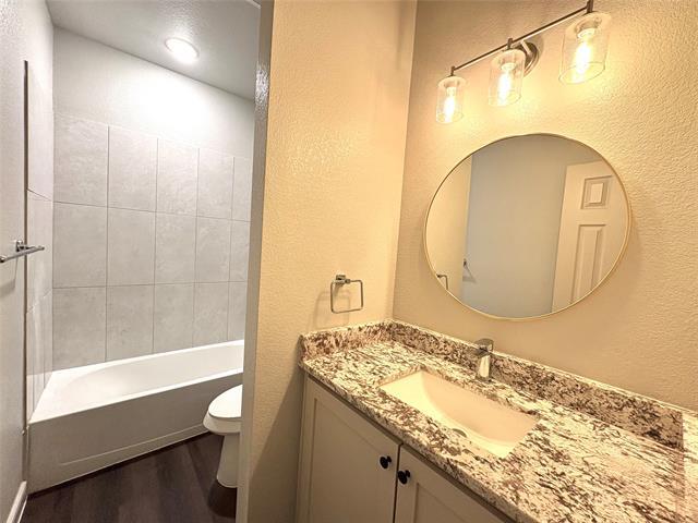 1121 Gannon Lane, Desoto, TX 75115 photo 4