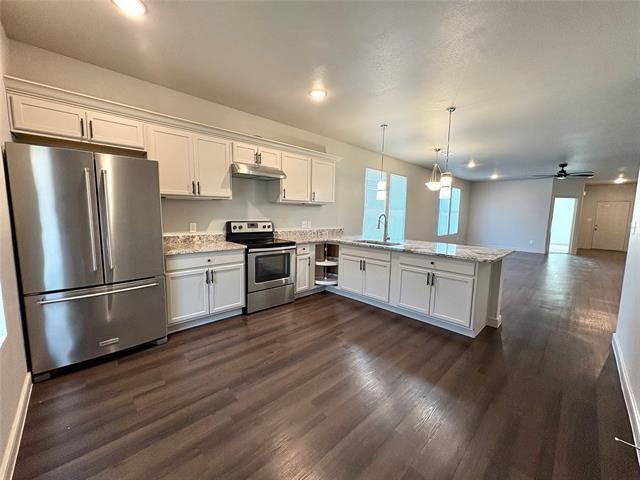 1121 Gannon Lane, Desoto, TX 75115 photo 2