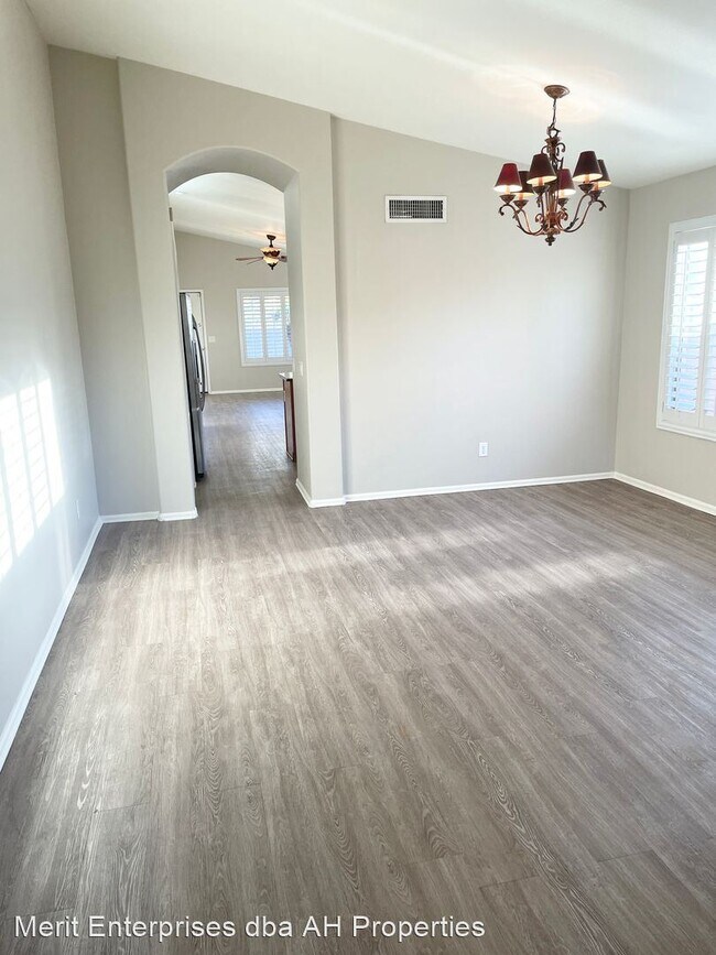 12429 W Vermont Ave Litchfield Park, AZ 85340 photo 4