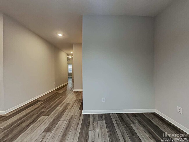 14364 Gunsight Pass San Antonio, TX 78253 photo 5