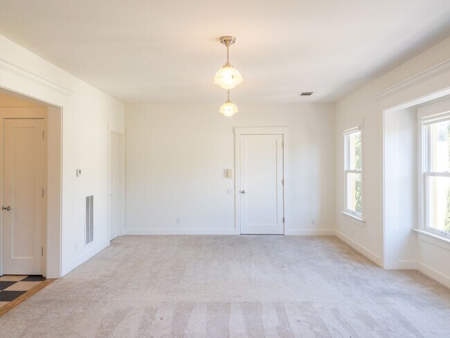 420 Miller Avenue, Mill Valley, CA 94941 photo 2