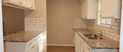 2902 South Fielder Road, Arlington, TX 76015 photo 2