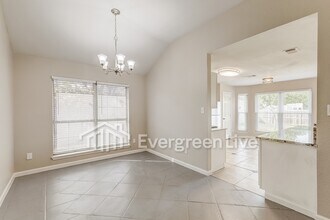 4643 Yellowleaf Drive, Grand Prairie, TX 75052 photo 5