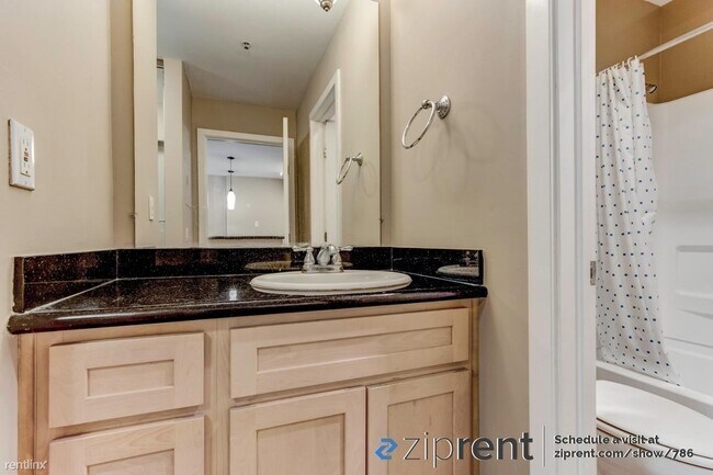 6400 Christie Ave Emeryville, CA 94608 photo 4