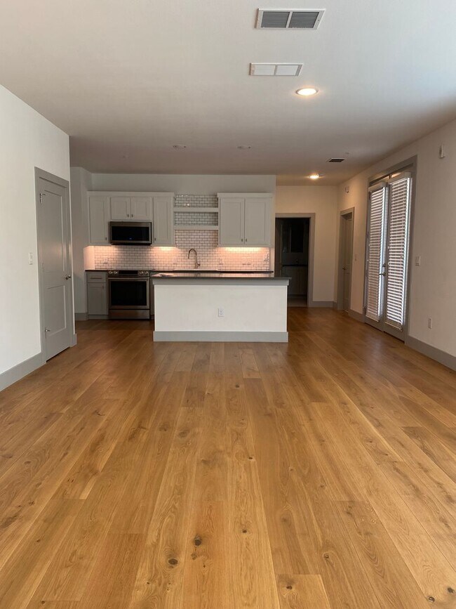 112 Lindell Pl San Antonio, TX 78212 photo 5