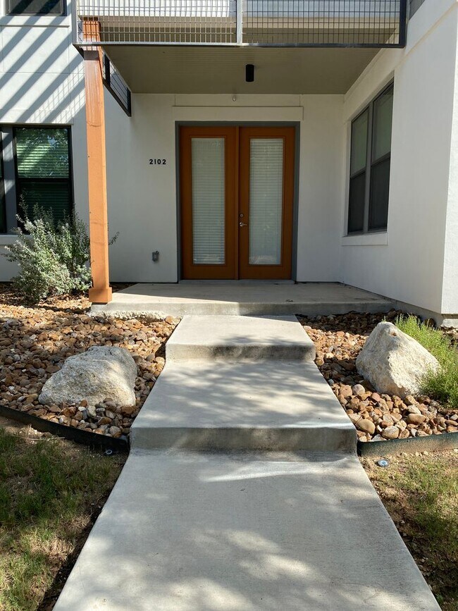 112 Lindell Pl San Antonio, TX 78212 photo 3