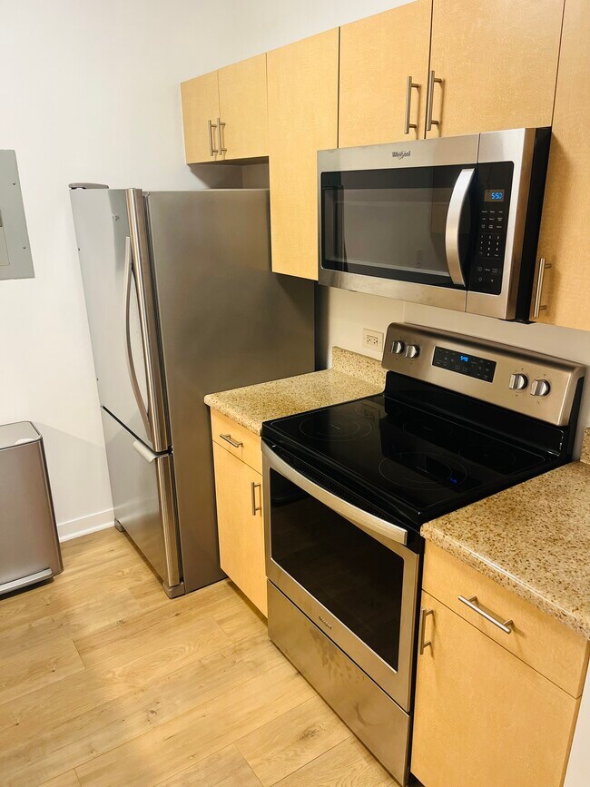 425 W Beech St San Diego, CA 92101 photo 4
