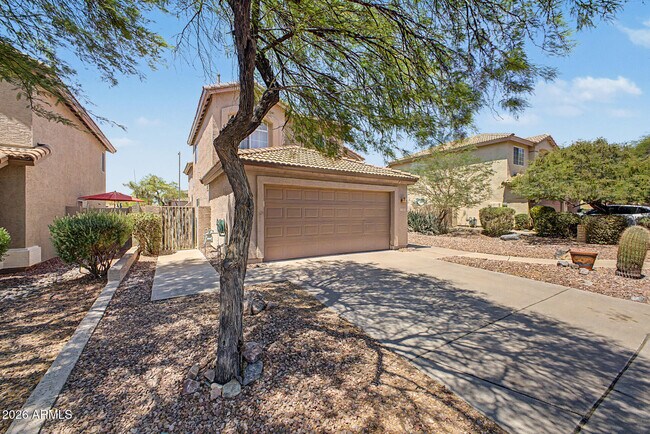 4518 E Rowel Rd Phoenix, AZ 85050 photo 2