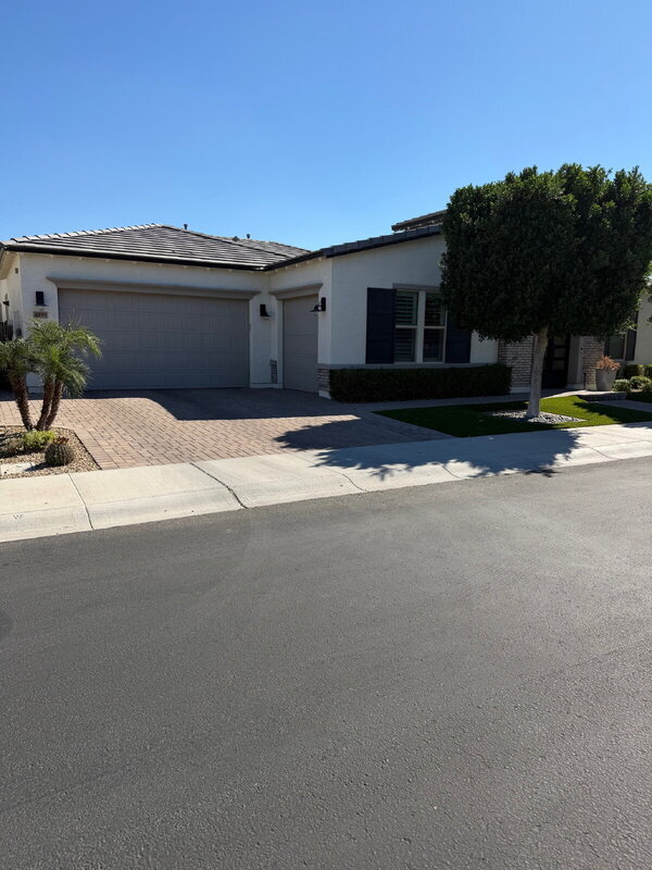 4191 S Emerald Dr Chandler, AZ 85249 photo 3