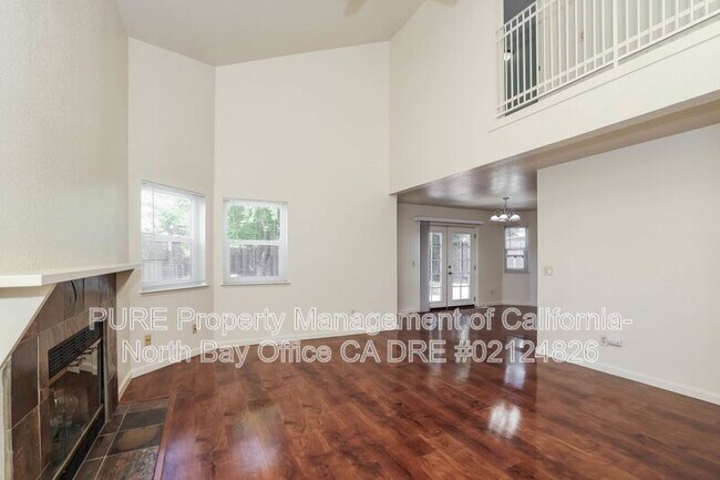 3465 Walnut Grove St Santa Rosa, CA 95403 photo 3