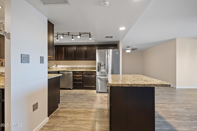 7920 E Camelback Rd Scottsdale, AZ 85251 photo 5