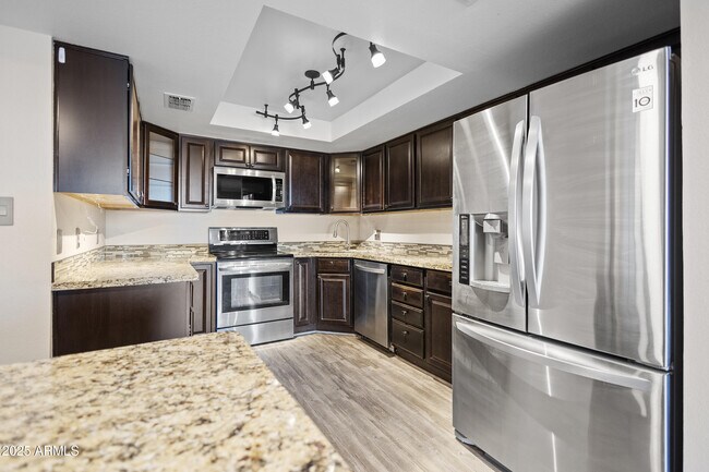 7920 E Camelback Rd Scottsdale, AZ 85251 photo 2