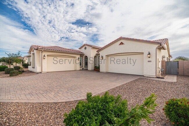 18813 E Peartree Ln Queen Creek, AZ 85142 photo 2