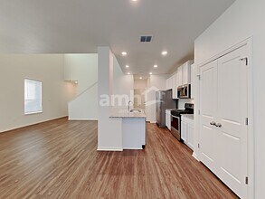 2710 Lillybrook Ln New Braunfels, TX 78130 photo 2