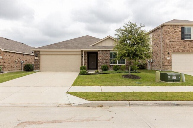 3105 Adrian Creek Drive, Little Elm, TX 75068 photo 2