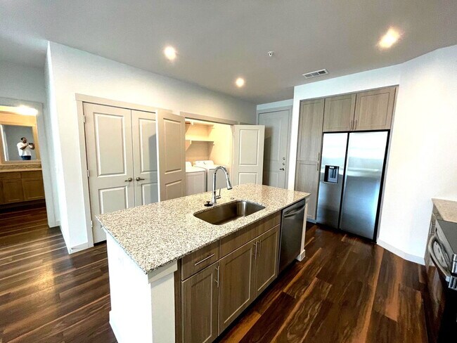 15117 Fishtrap Bike Path Pflugerville, TX 76227 photo 2
