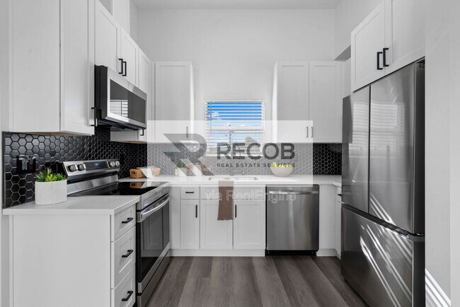 1638 Elm Ave San Diego, CA 92154 photo 3