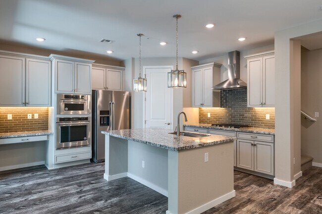 3855 S McQueen Rd Chandler, AZ 85286 photo 5