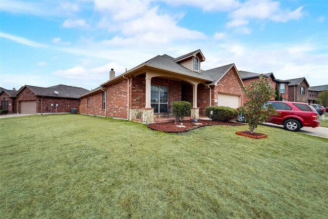 10928 Hawks Landing Rd Haslet, TX 76052 photo 2