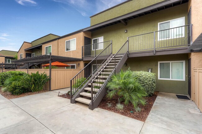 Midway Gardens Apartments photo 2