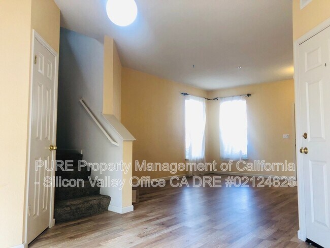 4175 Renaissance Drive, San Jose, CA 95134 photo 4