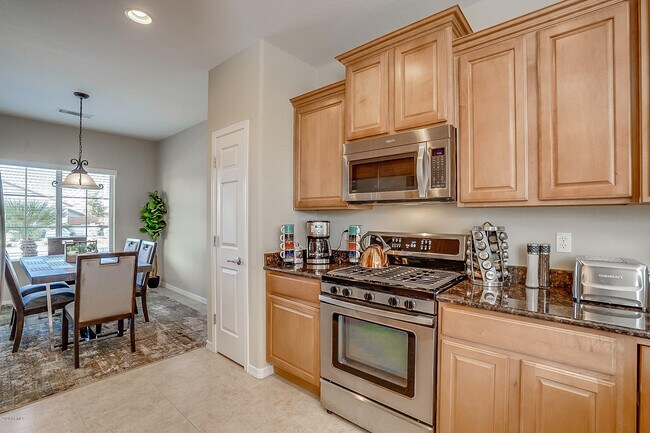 26731 W Pontiac Dr Buckeye, AZ 85396 photo 3
