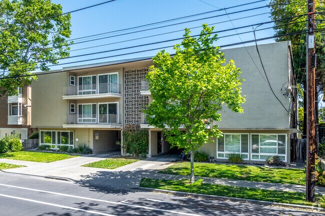 Central Apartments photo 2