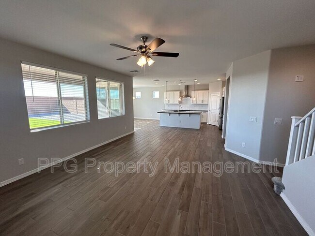 16765 W Desert Mirage Dr Surprise, AZ 85388 photo 5
