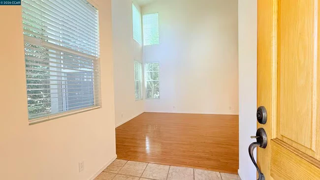 1023 Vista Pointe Circle, San Ramon, CA 94582 photo 5