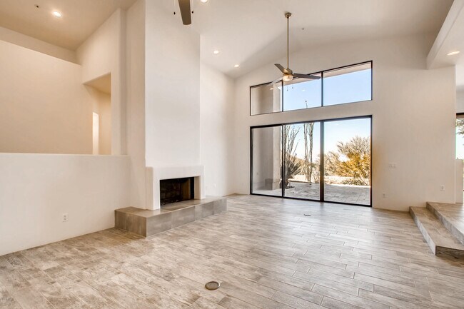 11015 E Desert Vista Dr Scottsdale, AZ 85255 photo 4