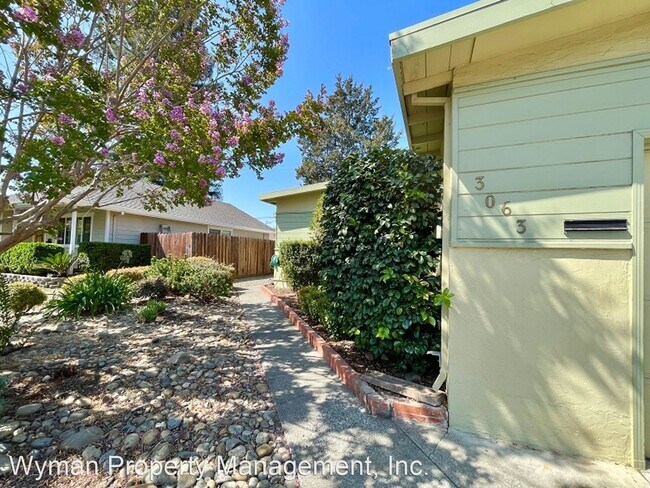 3063 Linda Vista Ave Napa, CA 94558 photo 2