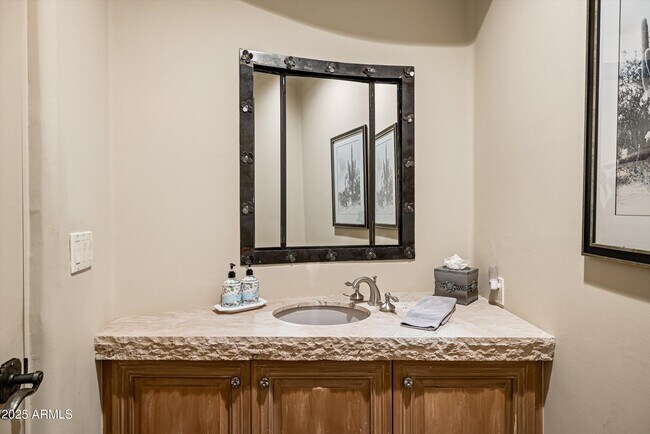 10418 E Groundcherry Ln Scottsdale, AZ 85262 photo 4