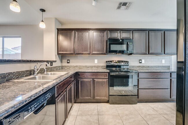 2193 E Stacey Rd Gilbert, AZ 85298 photo 3