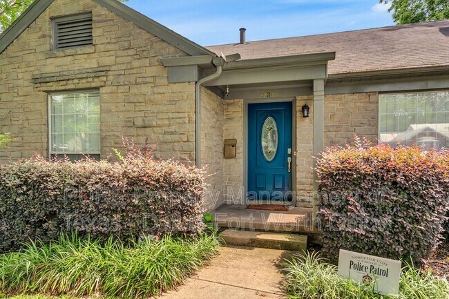 2234 West Colorado Boulevard, Dallas, TX 75211 photo 2