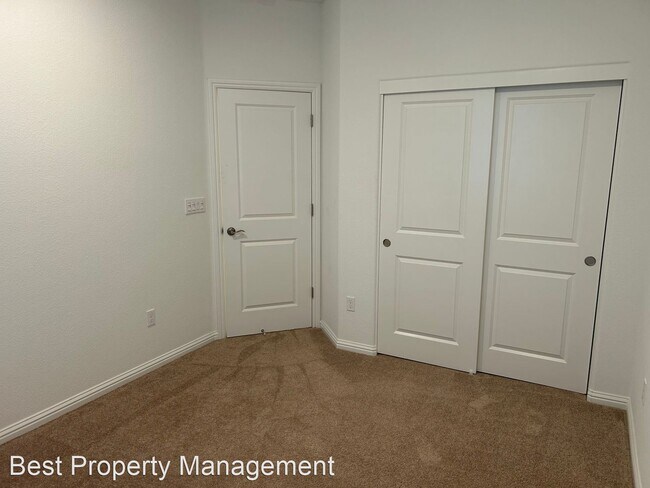 212 Elk Creek Dr photo 5