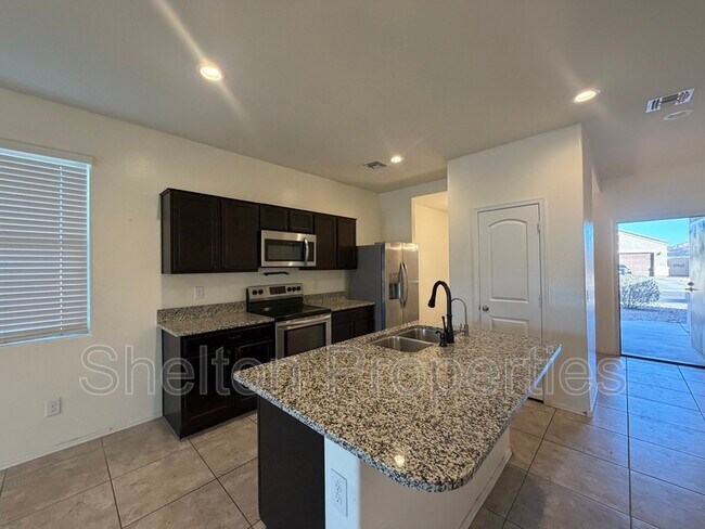 25681 W Desert Dr Buckeye, AZ 85326 photo 5