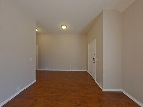 541 Kerry St Crowley, TX 76036 photo 4