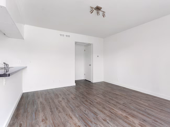 Andrews Place photo 2