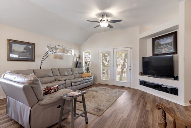 107 Texas Traditions Georgetown, TX 78628 photo 5
