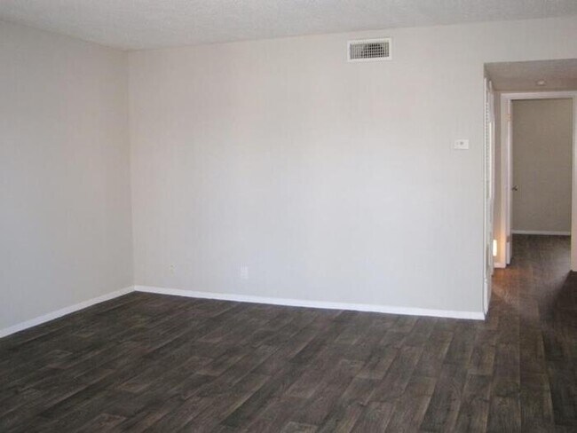 2211 W N Loop Blvd Austin, TX 78756 photo 5