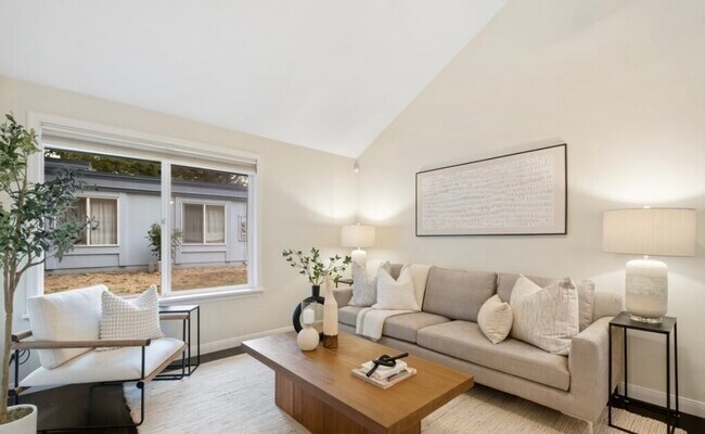 4300 NE Sunset Blvd Renton, WA 98059 photo 3