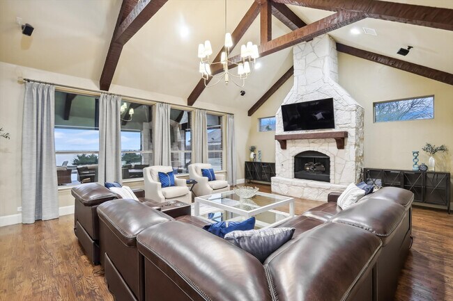 11110 Liberty Grove Rd Rowlett, TX 75089 photo 3