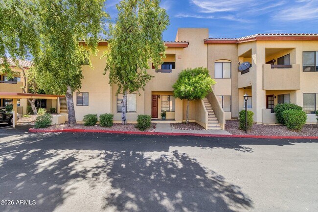 7008 E Gold Dust Ave Paradise Valley, AZ 85253