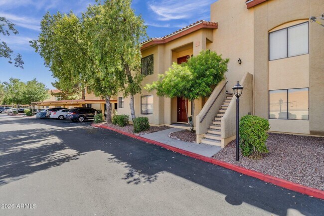 7008 E Gold Dust Ave Paradise Valley, AZ 85253 photo 3