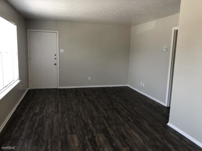 5501 Adams Dr Haltom City, TX 76117 photo 5