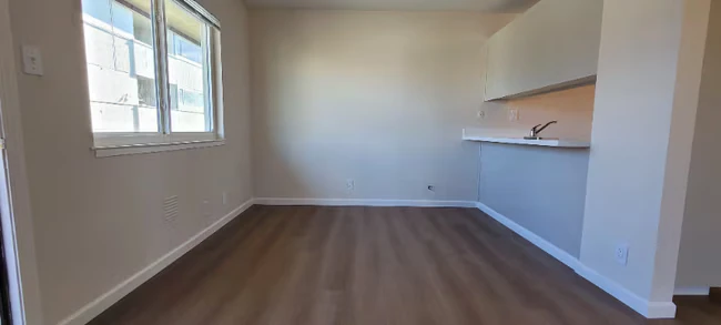 1830 10th Ave Oakland, CA 94606 photo 5