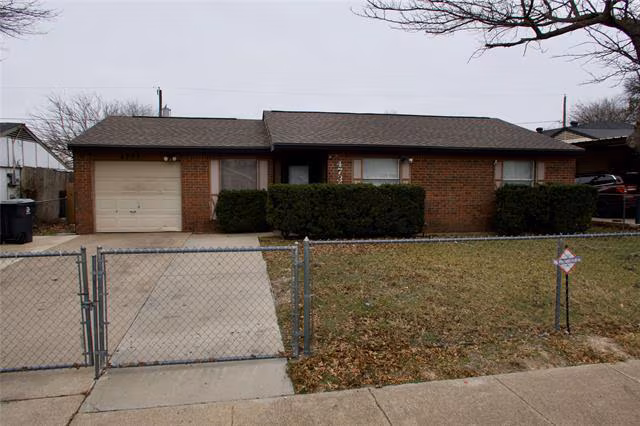 4735 Pecan Meadow Dr Dallas, TX 75236 photo 2